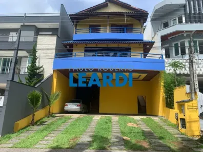 Casa de Condomínio com 3 Quartos à venda, 300m² no Cidade Parquelandia, Mogi das Cruzes