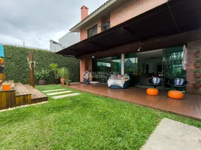 Casa com 3 Quartos para alugar, 210m² no Pedra Branca, Palhoça