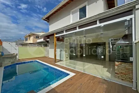 Casa de Condomínio com 4 Quartos à venda, 292m² no Jardim Tres Marias, Peruíbe