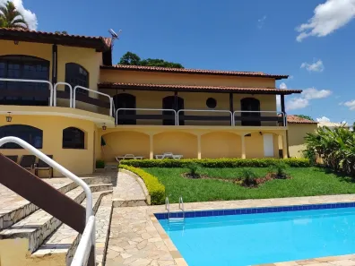 Casa de Condomínio com 3 Quartos à venda, 300m² no Centro, Igaratá
