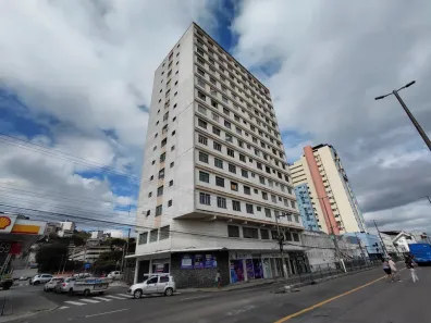 Apartamento com 2 Quartos para alugar, 75m² no Centro, Juiz de Fora