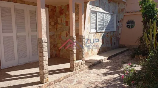 Imóvel Comercial com 3 Quartos à venda, 180m² no Estação, São Pedro da Aldeia