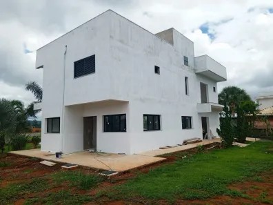 Casa de Condomínio com 3 Quartos à venda, 250m² no Jardim Santa Cecília, Anápolis