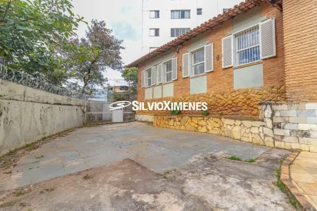 Casa com 7 Quartos à venda, 270m² no São Lucas, Belo Horizonte