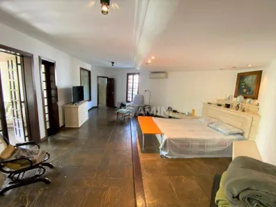 Casa com 5 Quartos à venda, 650m² no São Francisco, Niterói