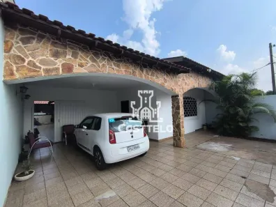Casa com 3 Quartos à venda, 167m² no Jardim Delta, Londrina