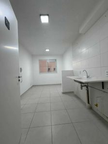 Apartamento com 2 Quartos à venda, 32m² no Jardim Itacolomi, São Paulo