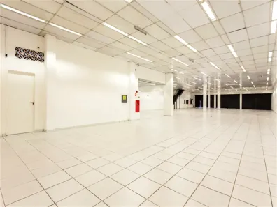 Ponto Comercial para alugar, 980m² no Água Branca, São Paulo