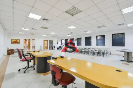 Sala Comercial para alugar, 220m² no Pinheiros, São Paulo