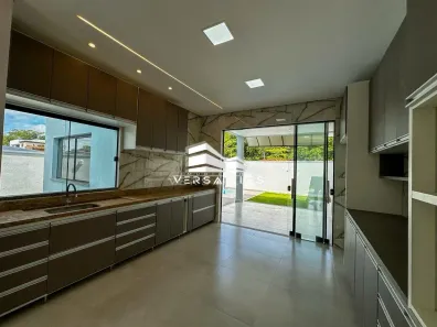 Casa de Condomínio com 3 Quartos à venda, 33m² no Triângulo, Porto Velho