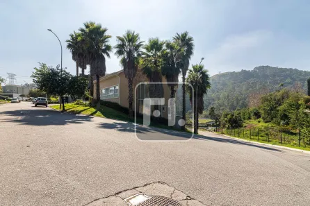 Casa de Condomínio com 5 Quartos para alugar, 985m² no Centro Comercial Jubran, Barueri