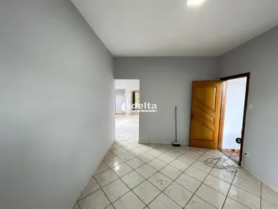 Casa com 5 Quartos à venda, 165m² no Martins, Uberlândia
