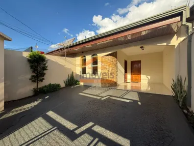 Casa com 3 Quartos para alugar, 188m² no Jardim Glória, Americana