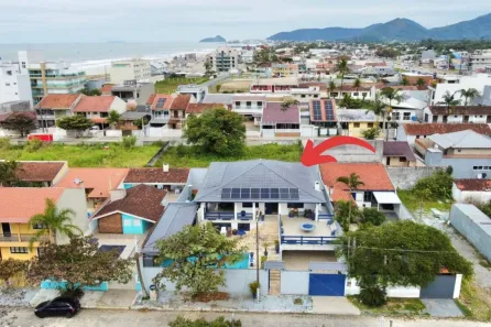 Sobrado com 9 Quartos à venda, 456m² no Praia Grande, Matinhos