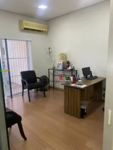 Imóvel Comercial com 3 Quartos à venda, 320m² no Vila Santa Catarina, Americana