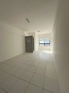 Sala Comercial à venda, 25m² no Pitangueiras, Lauro de Freitas