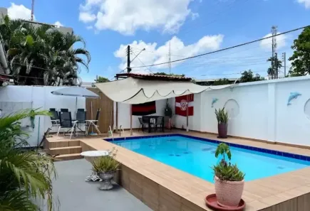 Casa com 3 Quartos à venda, 300m² no Aleixo, Manaus