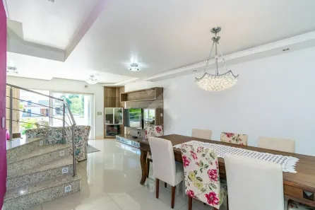 Casa com 4 Quartos para venda ou aluguel, 395m² no Jardim Itu, Porto Alegre