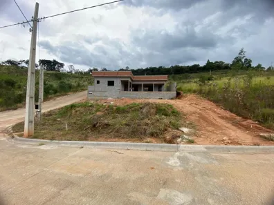 Casa com 3 Quartos à venda, 613m² no Jardim Bom Jesus, Toledo