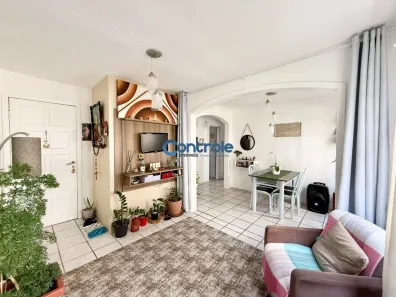 Apartamento com 2 Quartos à venda, 43m² no Barreiros, São José