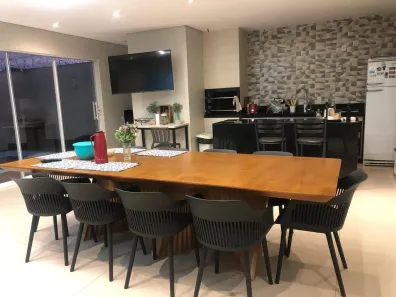 Sobrado com 4 Quartos à venda, 231m² no Cardoso Continuação, Aparecida de Goiânia