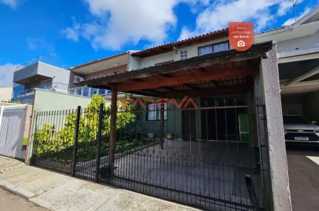 Sobrado com 4 Quartos para alugar, 110m² no Santa Felicidade, Curitiba