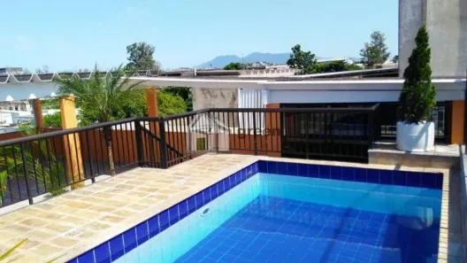 Casa com 5 Quartos para alugar, 482m² no Jardim América, Rio de Janeiro