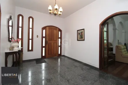 Casa com 6 Quartos à venda, 407m² no Chácara das Pedras, Porto Alegre