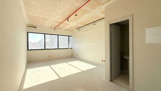 Sala Comercial à venda, 31m² no Floresta, Porto Alegre