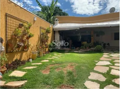 Casa com 3 Quartos à venda, 200m² no Jardim Patrícia, Uberlândia