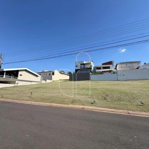 Lote/Terreno à venda, 450m² no Jardim Alvorada, Marília