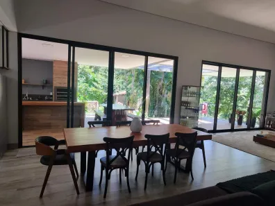 Casa de Condomínio com 2 Quartos à venda, 276m² no , Brumadinho