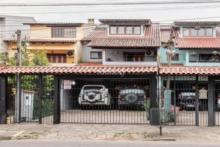 Casa com 3 Quartos à venda, 252m² no Ipanema, Porto Alegre