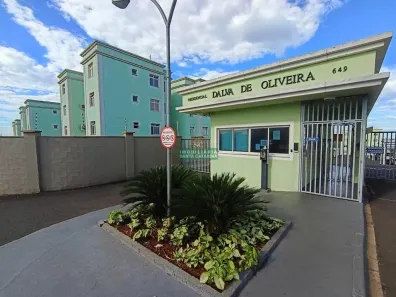 Apartamento com 2 Quartos para alugar, 43m² no Parque Tarumã, Maringá