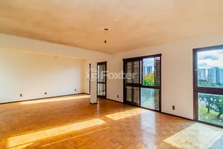 Apartamento com 3 Quartos à venda, 302m² no Jardim Europa, Porto Alegre