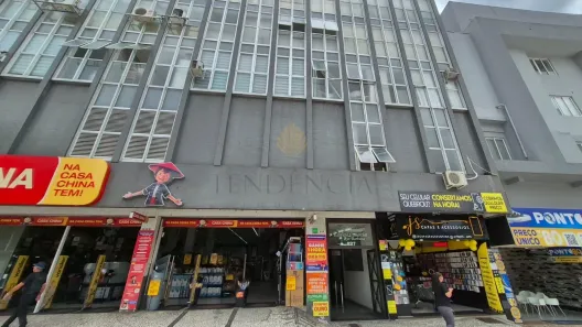 Sala Comercial à venda, 34m² no Centro, Curitiba