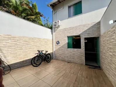 Casa com 2 Quartos à venda, 77m² no Copacabana, Belo Horizonte