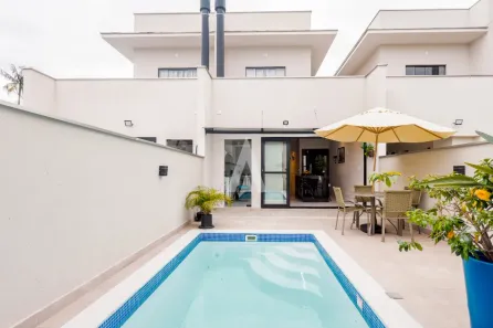 Sobrado com 3 Quartos à venda, 157m² no Glória, Joinville