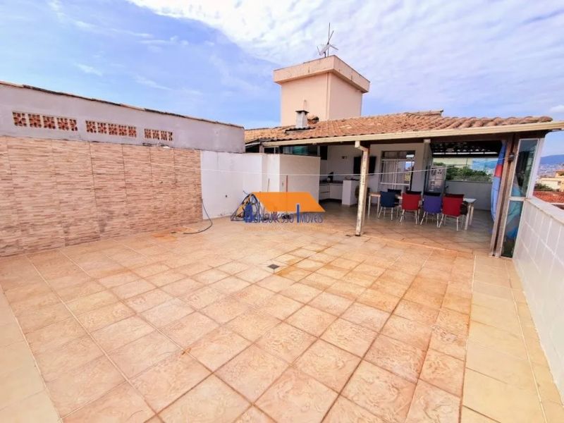 Apartamento com 3 quartos — Alto Caiçaras, Belo Horizonte