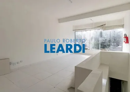 Ponto Comercial para alugar, 240m² no Pinheiros, São Paulo