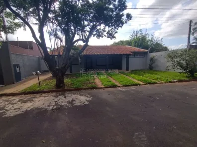 Casa com 4 Quartos à venda, 292m² no Cidade Jardim, Araraquara