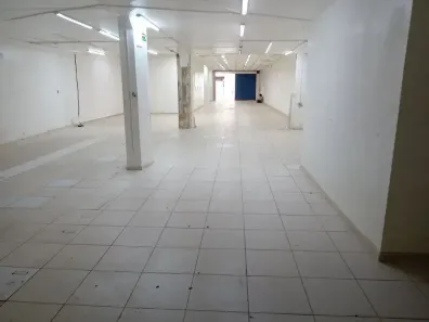Ponto Comercial para alugar, 401m² no República, São Paulo