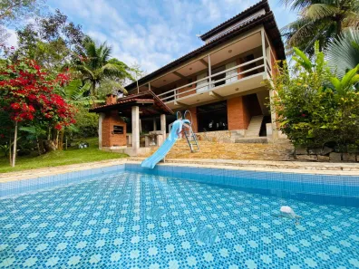 Casa de Condomínio com 3 Quartos à venda, 440m² no Toninhas, Ubatuba