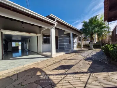 Casa com 3 Quartos à venda, 122m² no Desvio Rizzo, Caxias do Sul
