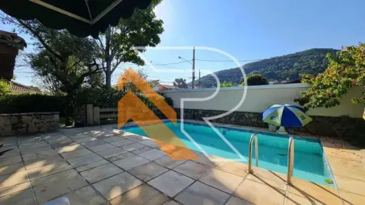 Casa com 4 Quartos à venda, 251m² no Piratininga, Niterói