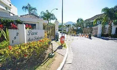 Casa de Condomínio com 5 Quartos para alugar, 350m² no Recreio dos Bandeirantes, Rio de Janeiro
