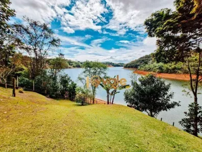 Fazenda/Sítio com 6 Quartos à venda, 2133m² no Chácaras Condomínio Recanto Pássaros II, Jacareí