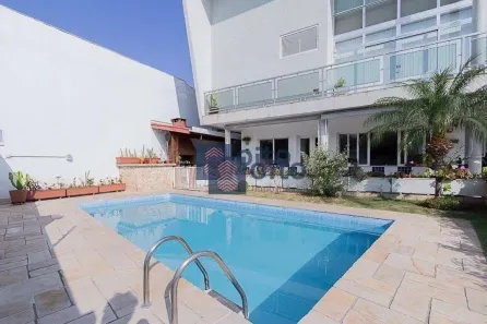 Casa com 4 Quartos à venda, 420m² no Pacaembu, São Paulo