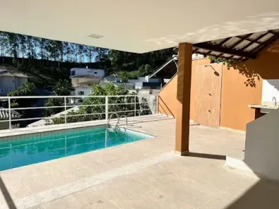 Casa de Condomínio com 3 Quartos à venda, 200m² no Maria Paula, São Gonçalo