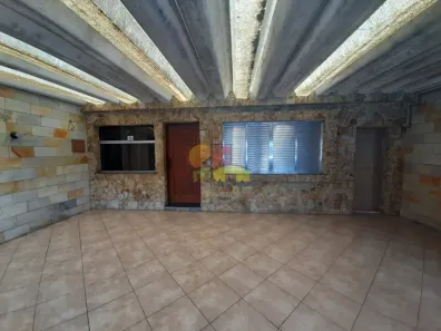 Casa com 3 Quartos para alugar, 224m² no Paulicéia, São Bernardo do Campo